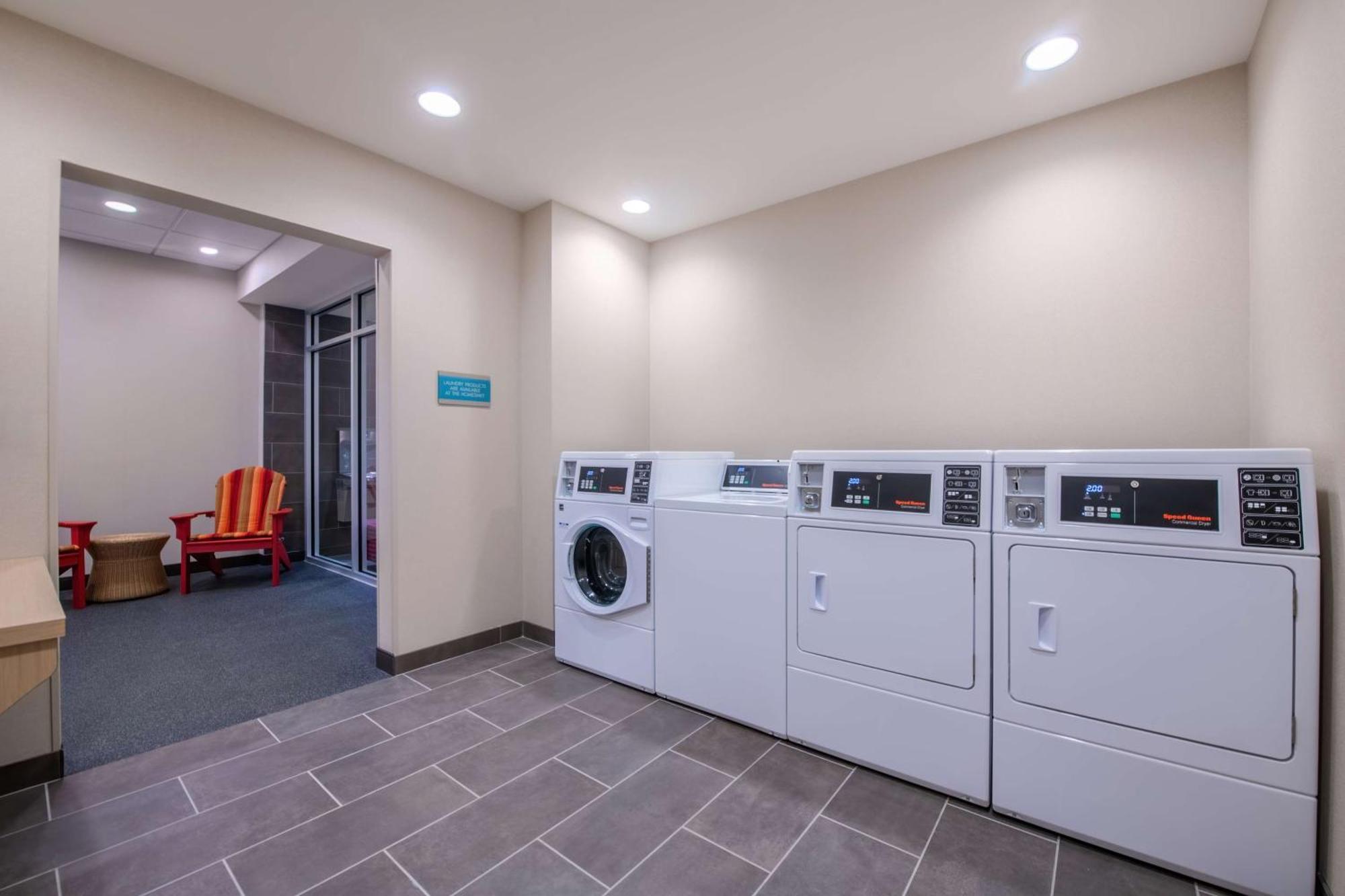 Home2 Suites By Hilton Kingsland Exteriör bild